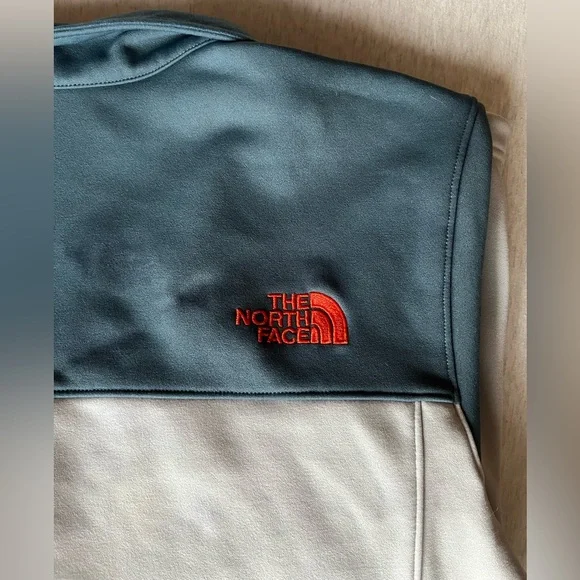 The North Face Men's M Softshell Jacket - Picture 9 of 13